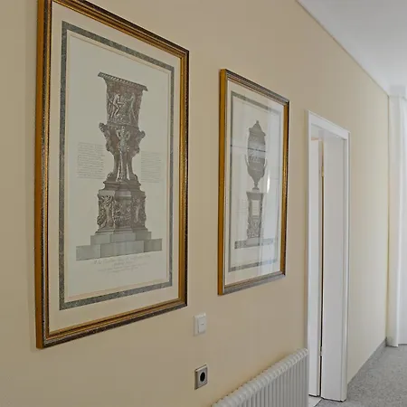 Garni Kaiserstuhl Hotel