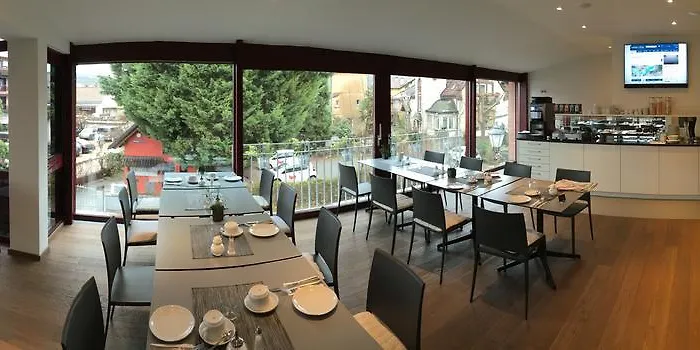 Hotel Garni Kaiserstuhl 3*